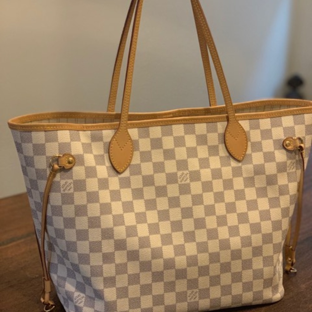 Authentic Louis Vuitton Damier Azur MM Neverfull